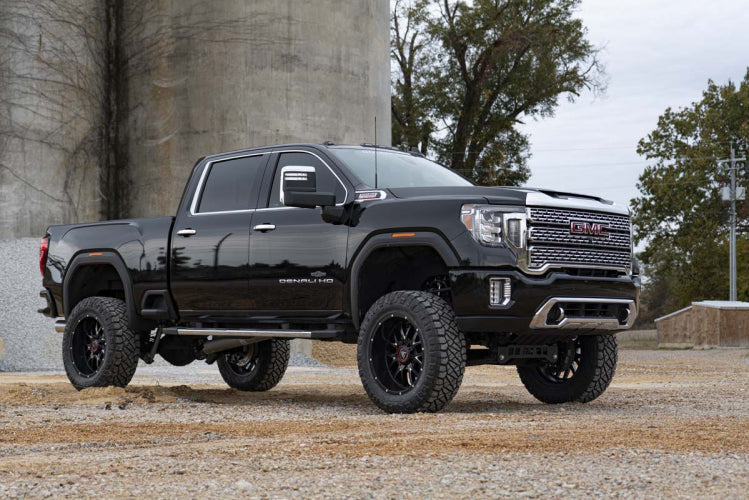 7 INCH LIFT KIT CHEVY/GMC 2500HD (20-23)