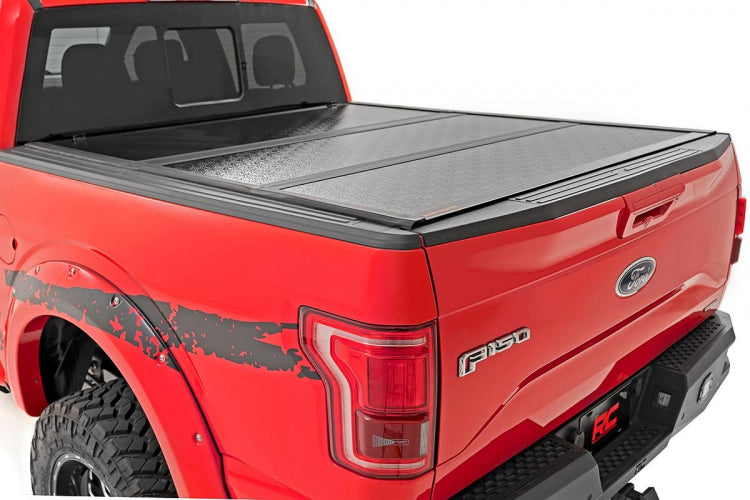 HARD LOW PROFILE BED COVER 5'7" BED | FORD F-150 (21-23)/F-150 LIGHTNING (2022)