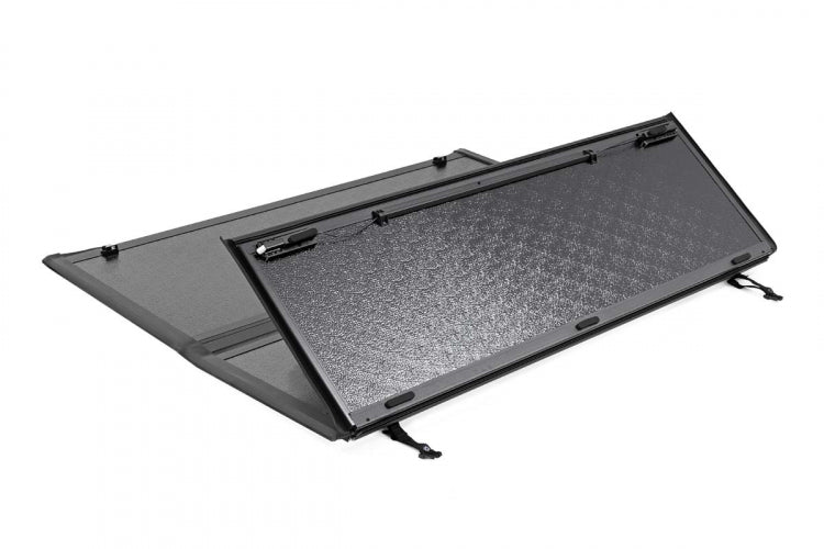 HARD LOW PROFILE BED COVER 6'7" BED | RAIL CAPS | CHEVY/GMC 2500HD/3500HD (20-23)