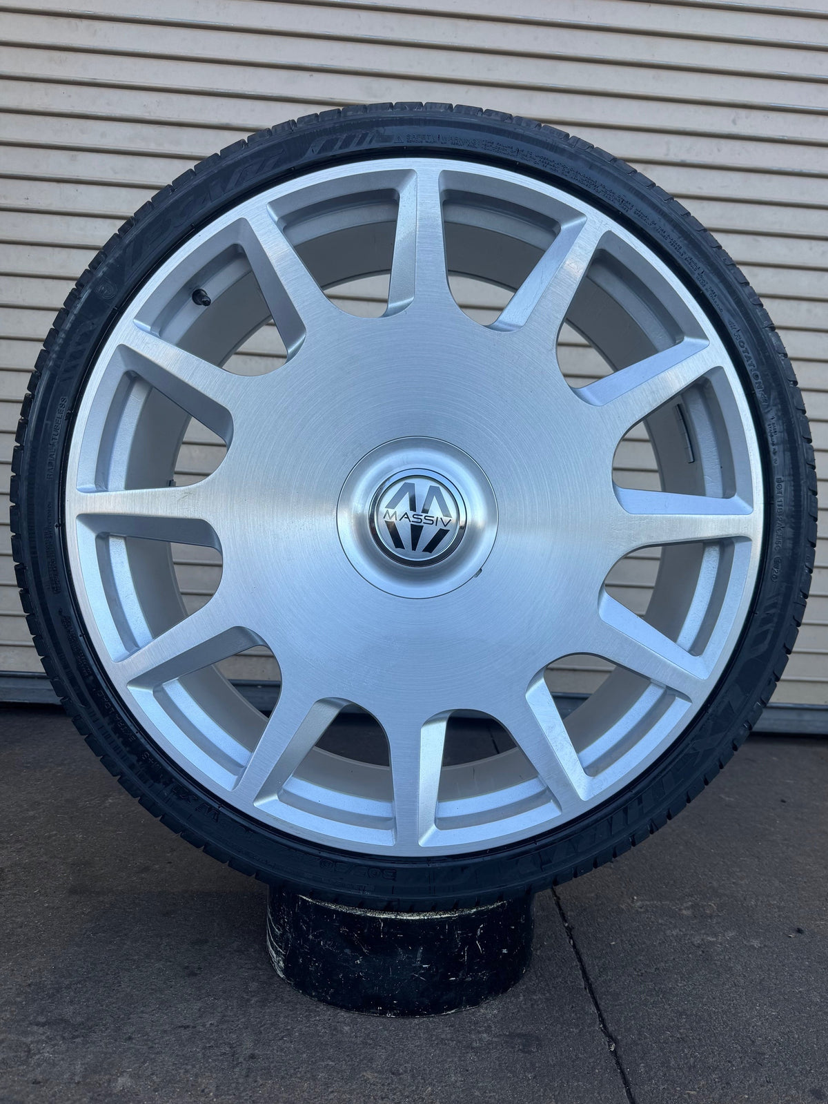 26" Massiv 927 CEO Silver Brushed Face w/ Floating Cap Wrapped In 295/30R26 Lexani Tires  Wheel and Tire Package