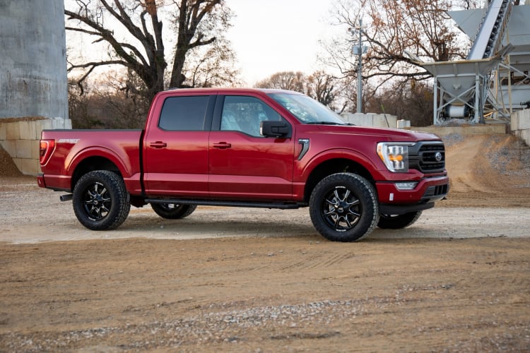 2 INCH LIFT KIT FORD F-150 2WD/4WD (2021-2023)