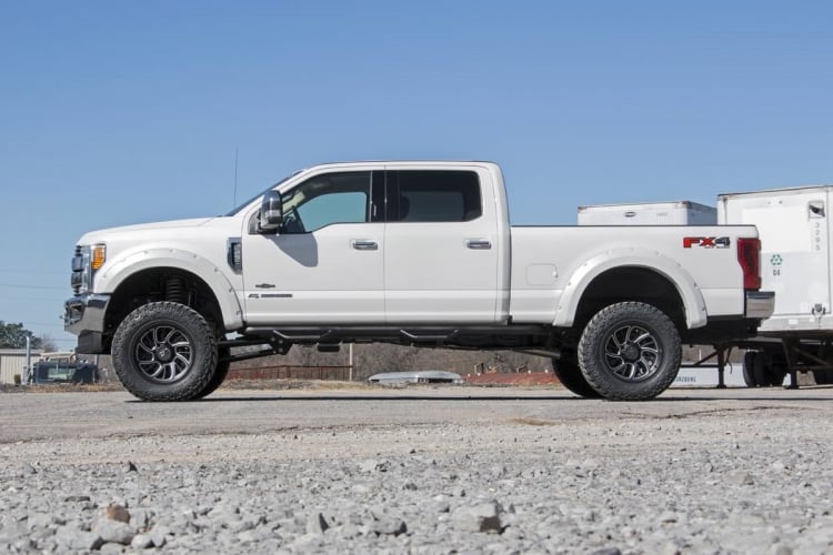 4.5 INCH LIFT KIT FORD SUPER DUTY 4WD (2017-2022)