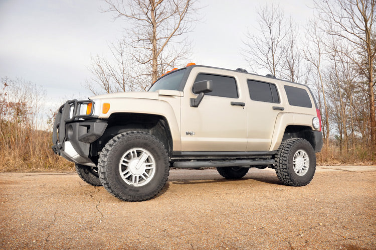 2.5 INCH LIFT KIT MULTIPLE MAKES & MODELS (CHEVY/GMC/HUMMER)