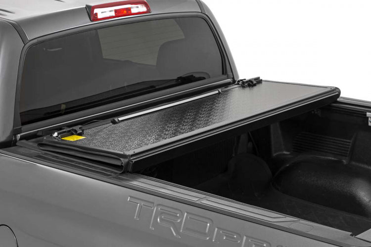 HARD LOW PROFILE BED COVER TOYOTA TUNDRA 2WD/4WD (2007-2021)