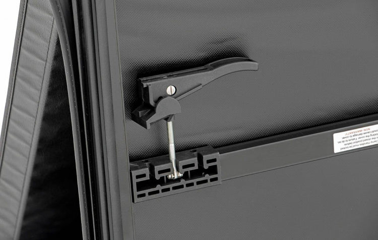 BED COVER TRI FOLD | SOFT | 5'6" BED | FORD F-150 2WD/4WD (01-03)